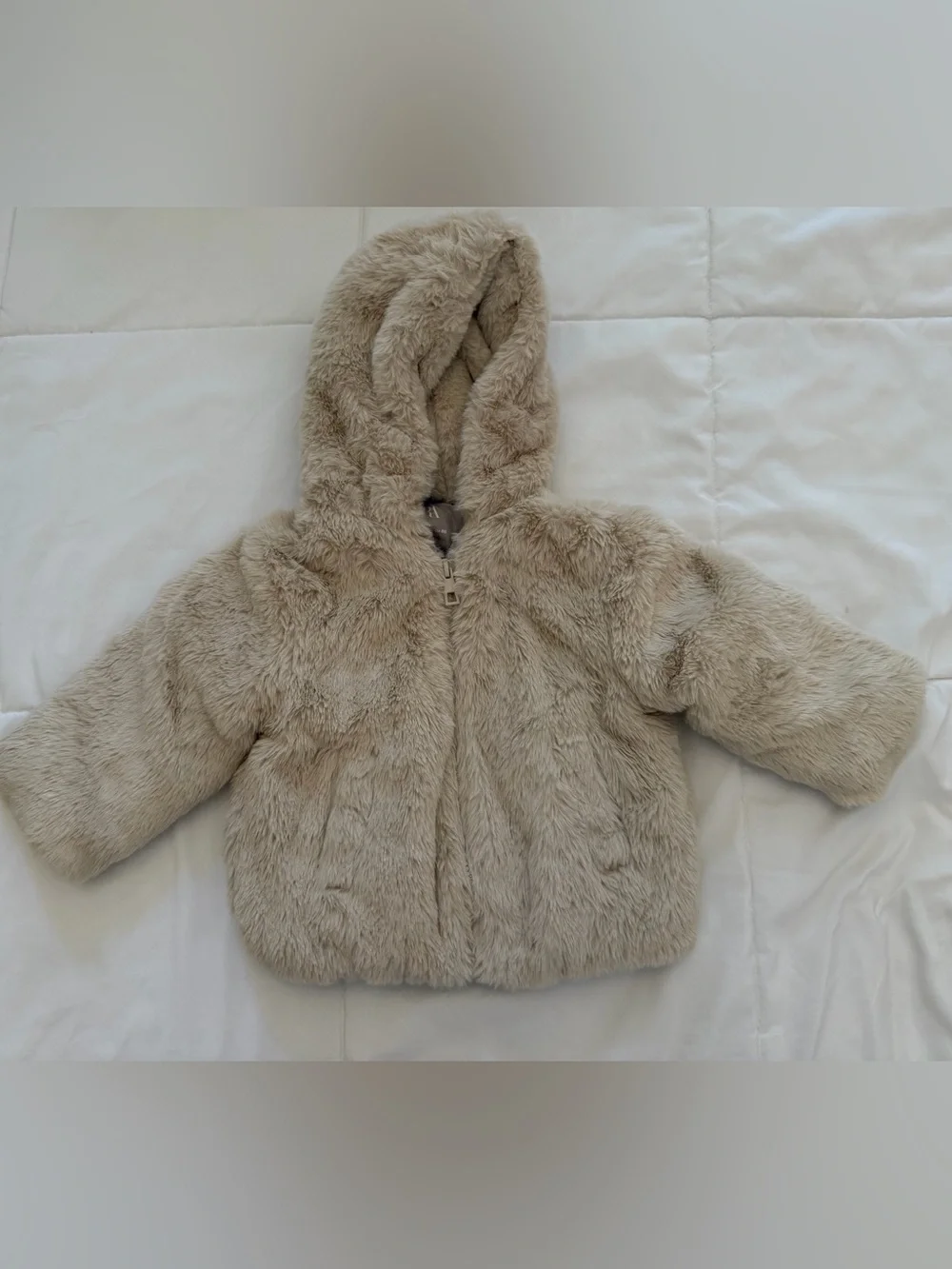 Zara Kids Faux Fur Hooded Puffer Jacket - Beige
